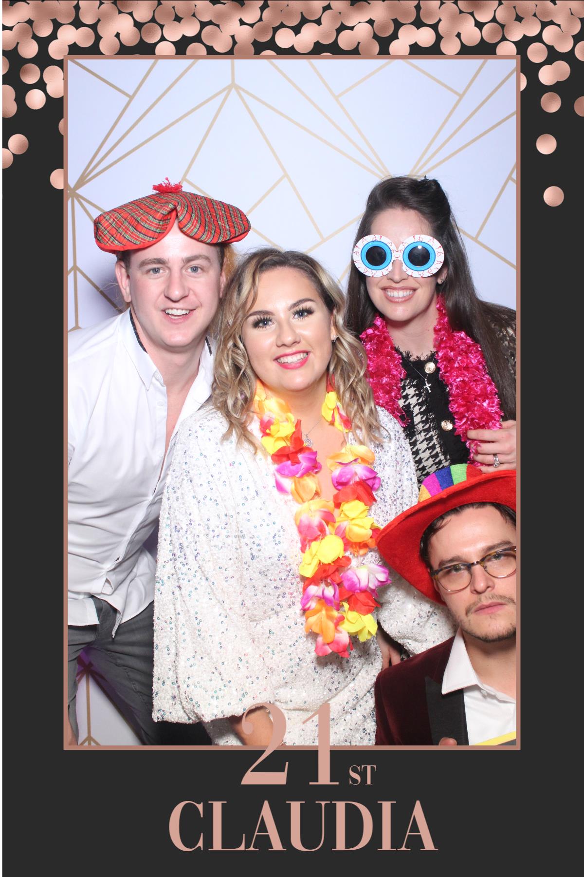 Claudia's 21st  | View more photos from the event at gallery.magicimages.uk/u/MagicImages/Claudias-21st